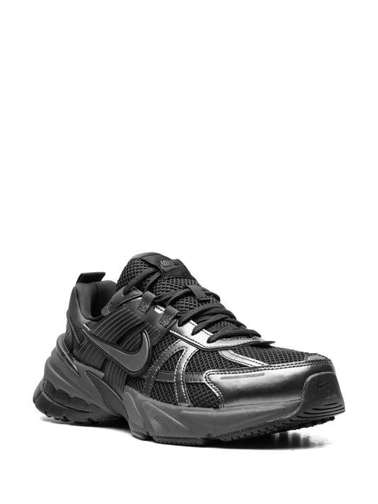 Nike V2K Run Black Dark Smoke Grey