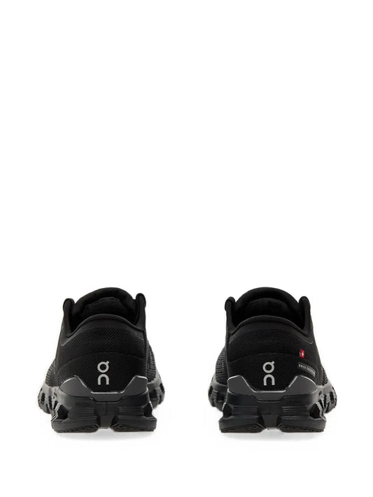 On Cloud X4 Black