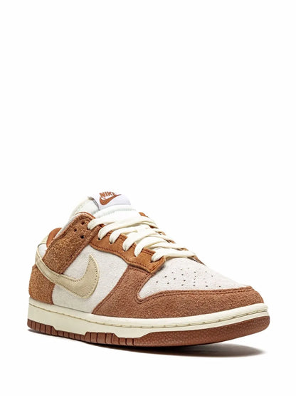 Nike Dunk Low PRM – Medium Curry