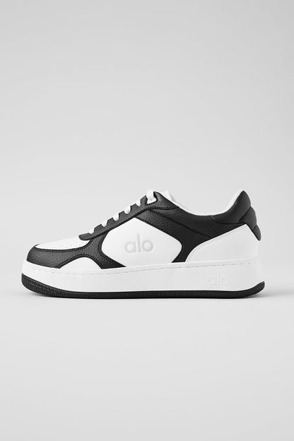 Alo Black White