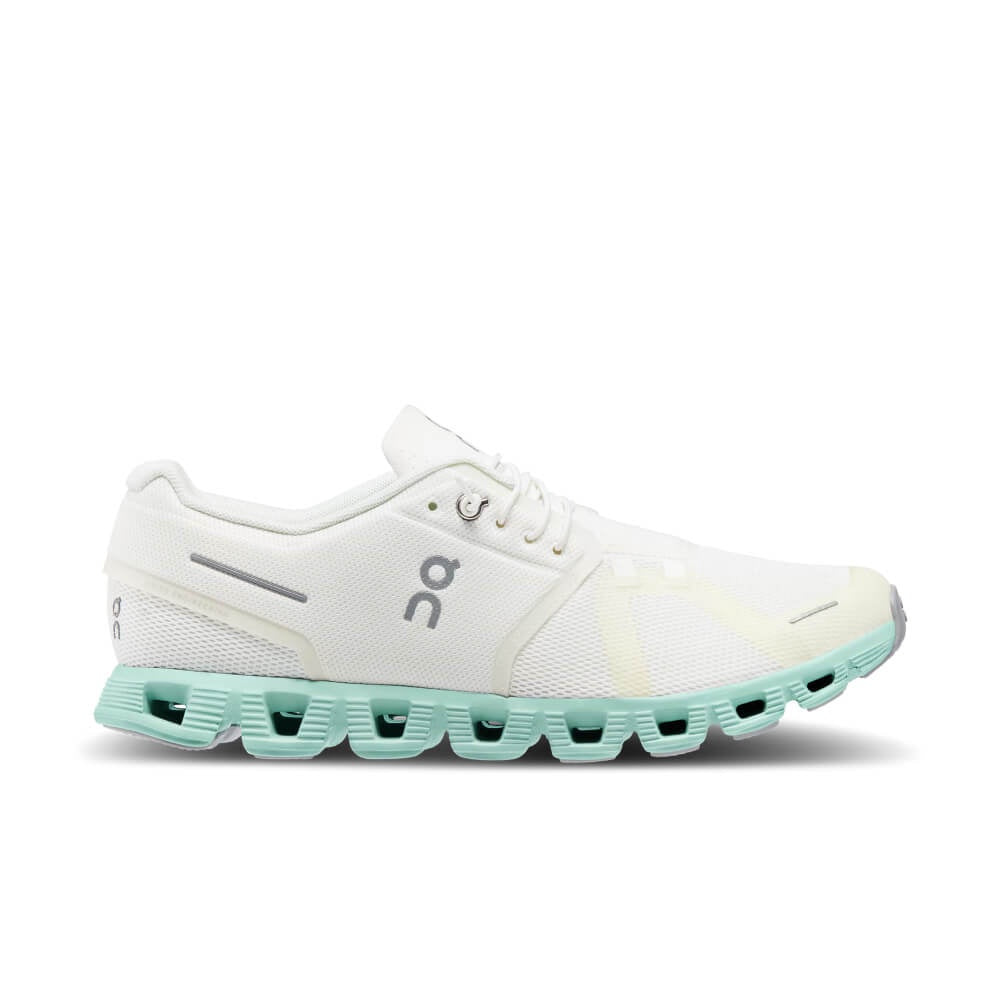 On Running Cloud5 White Creek