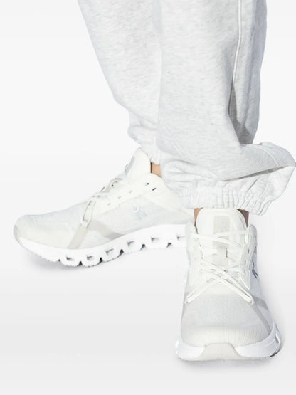 On Running Cloud X 4 AD White Wolf