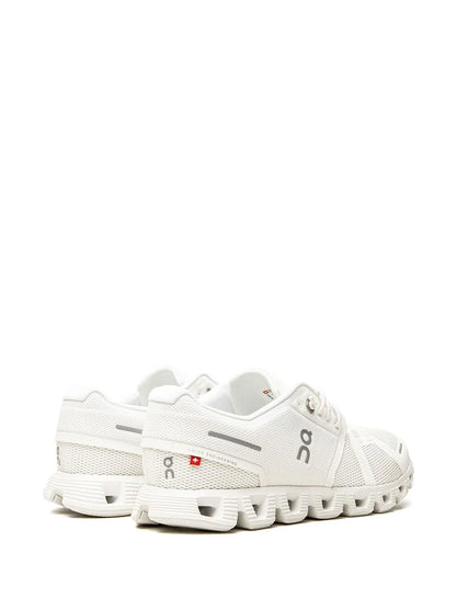 On Running Cloud 5 All White
