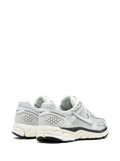Nike Vomero 5 "Photon Dust"