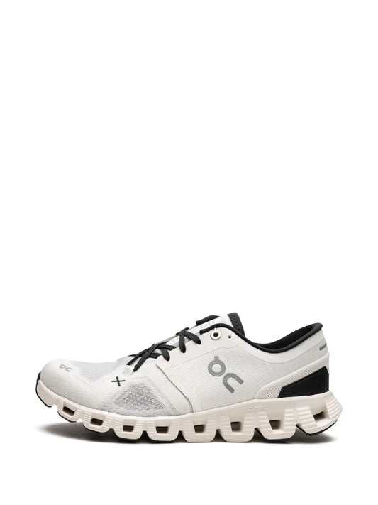 On Running Cloud X 4 Ivory Black