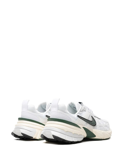 Nike V2K Run Platinum Green