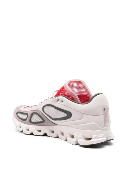On Running Cloud X FKA Twigs Lily