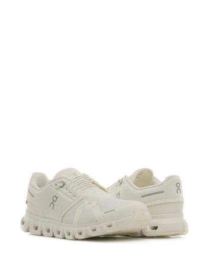 on running cloud 6 all white