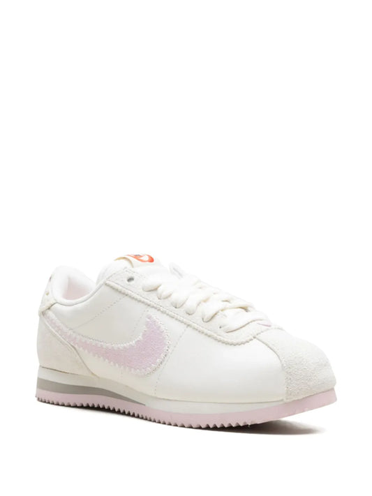 Nike Cortez Valentines