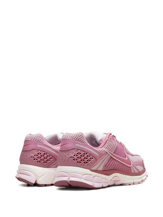 Nike Zoom Vomero 5 Elemental Pink