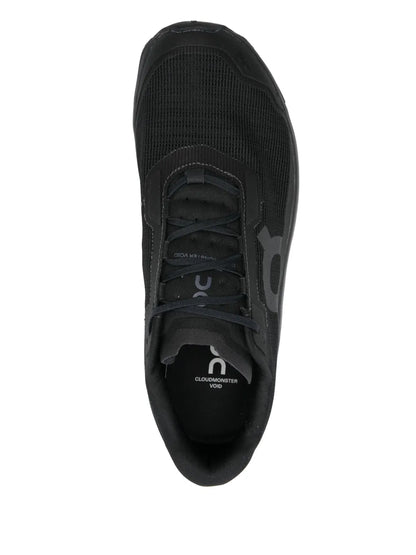 On Cloud monster Void TripleBlack