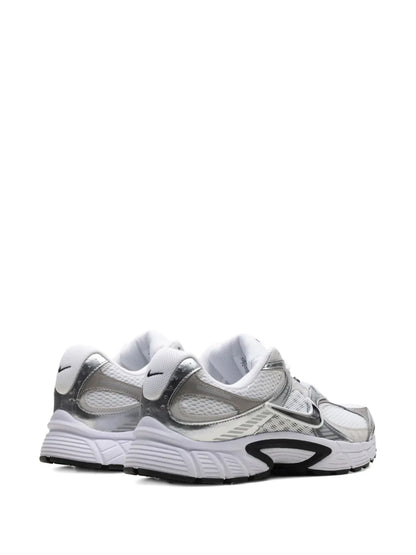 Nike V5 RNR White Silver Black