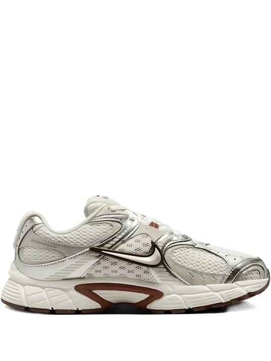 Nike V5 RNR Sail Fauna Brown