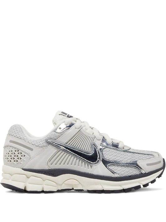 Nike Zoom Vomero 5 "Photon Dust/Metallic Silver"