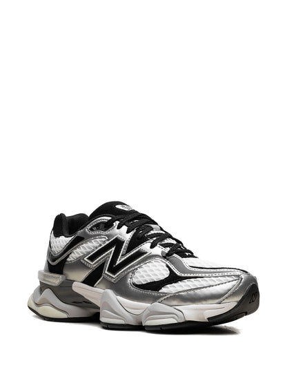 New Balance 9060 – Palace Metallic