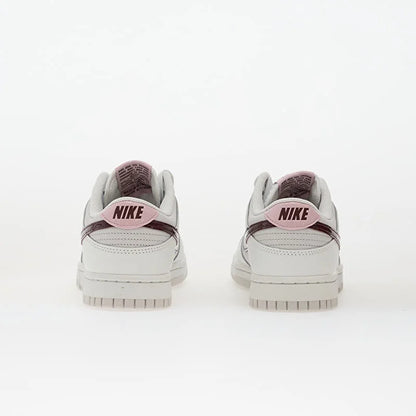 Nike Dunk Low Burgundy Crush