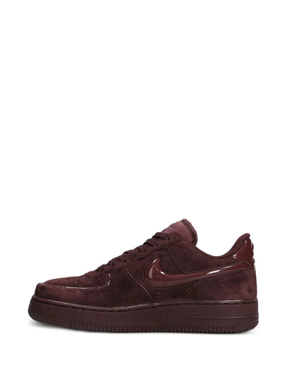 Nike Air Force 1 Burgundy Crush