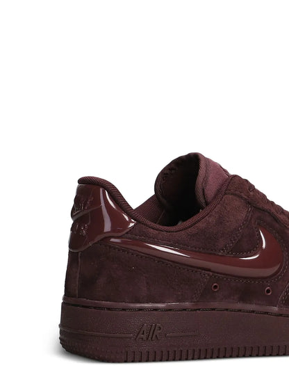 Nike Air Force 1 Burgundy Crush