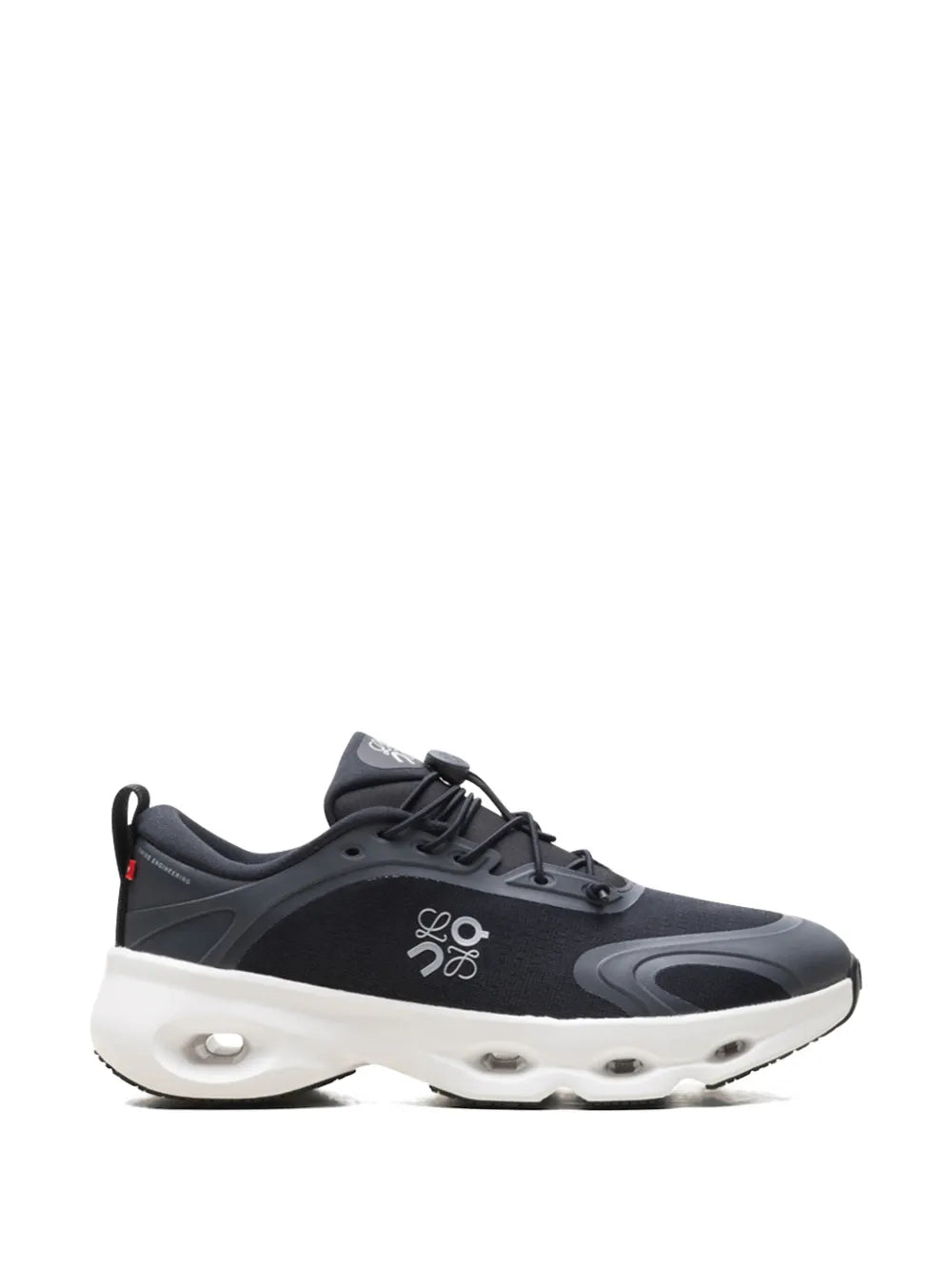 On Cloudsolo Loewe Black White