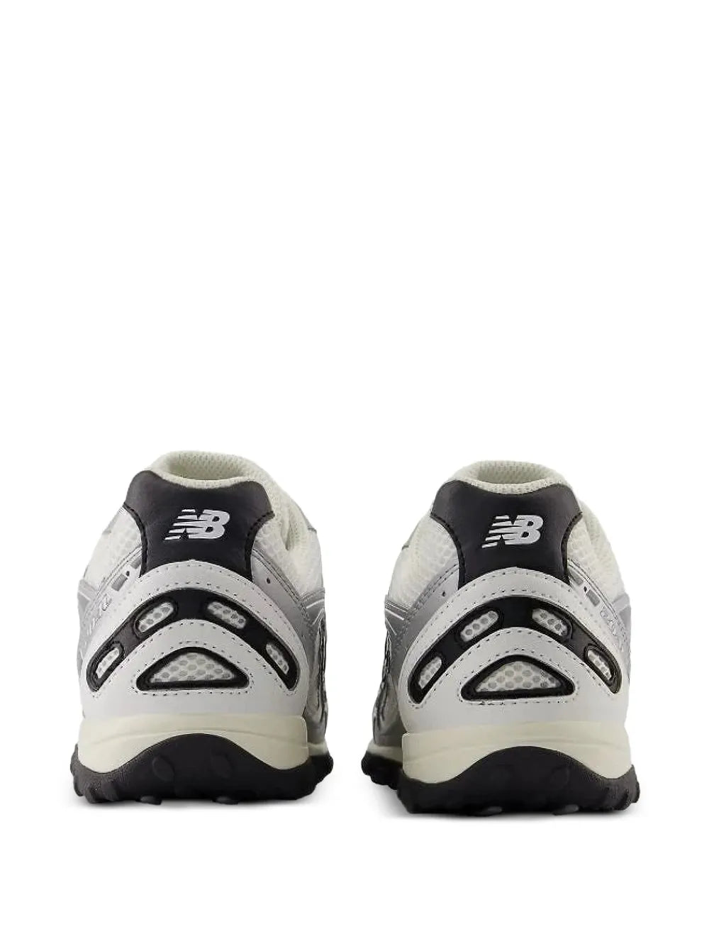 New Balance 204L – Silver Metallic Black