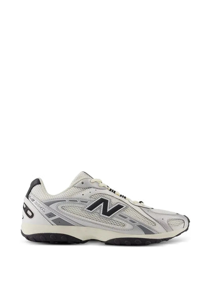 New Balance 204L – Silver Metallic Black