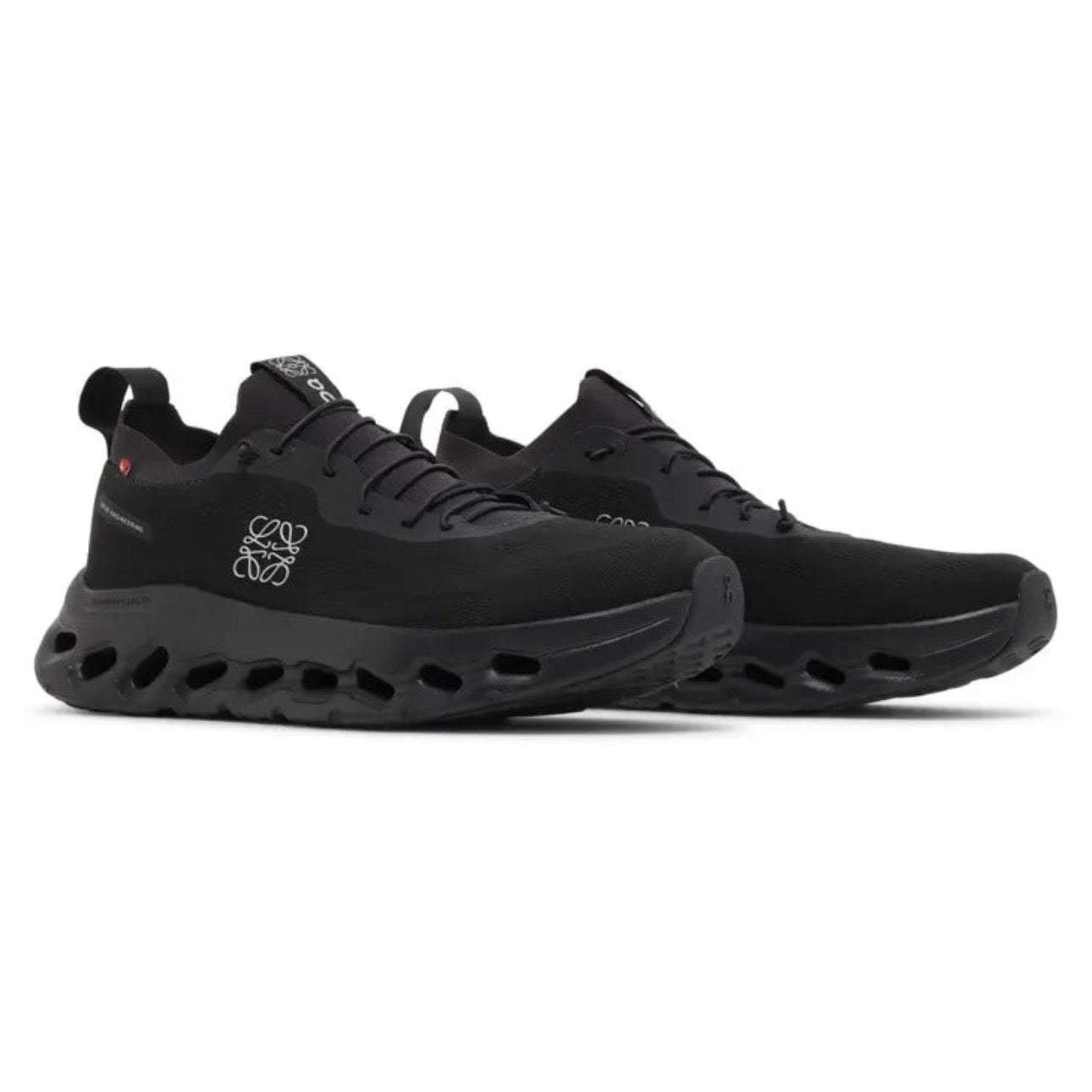 LOEWE x OnCloudtilt All black