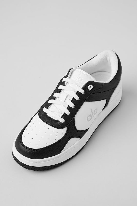 Alo Black White