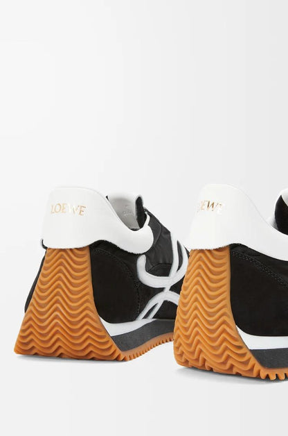 Loewe flow runner black