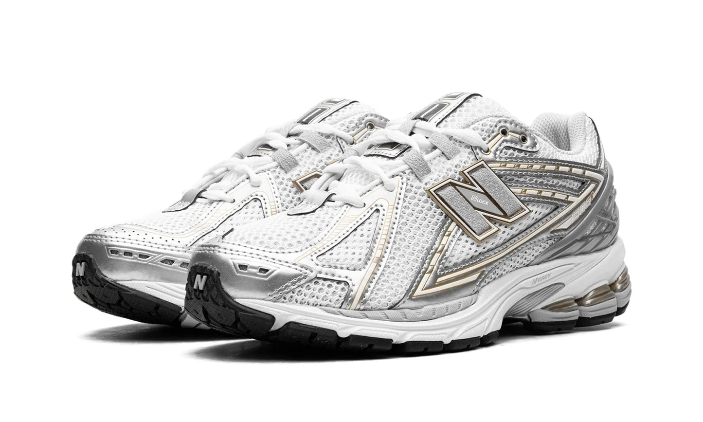New Balance Men's 1906R 'White Silver Metallic